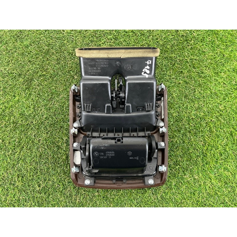 Декоративная накладка центральной консоли (салон) BMW 3-series E93 2008 3.0 N54 51166960678