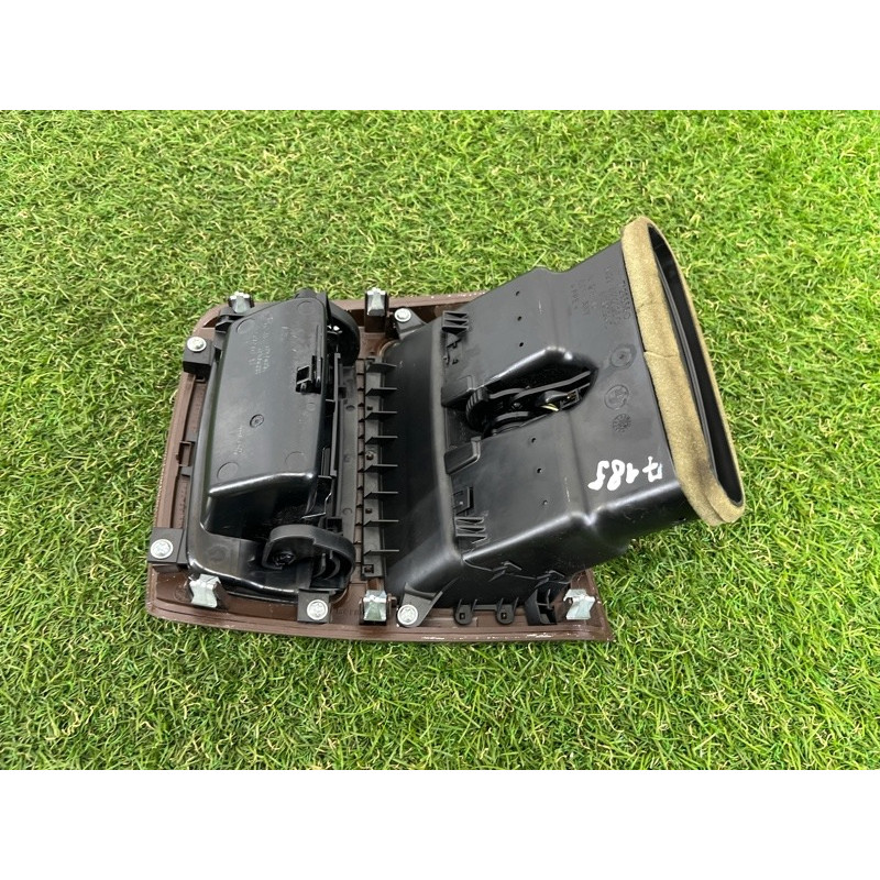 Декоративная накладка центральной консоли (салон) BMW 3-series E93 2008 3.0 N54 51166960678