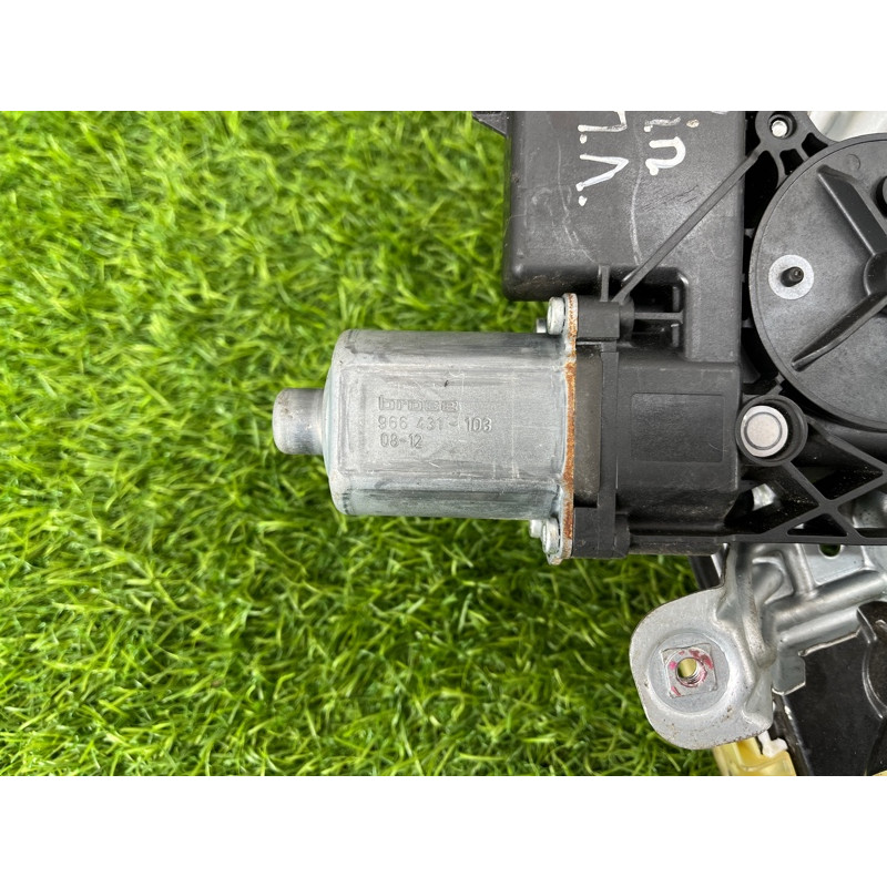 Механизм стеклоподъемника с мотором (кузов и элементы) Opel Insignia A 2010 2.0 DTH 965872102