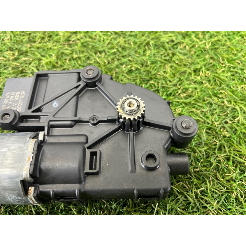 Мотор люка (электрика) AUDI Q7 4L 2011 3.0 CATA 4L0959591A