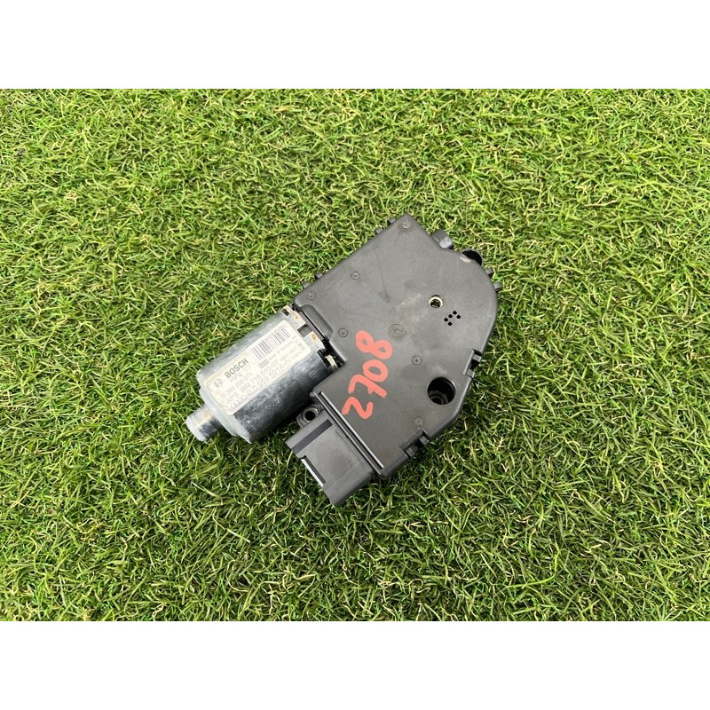 Мотор люка (электрика) AUDI Q7 4L 2011 3.0 CATA 4L0959591A