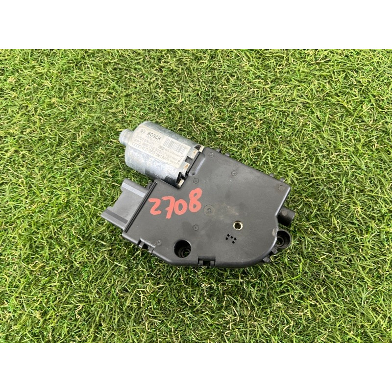 Мотор люка (электрика) AUDI Q7 4L 2011 3.0 CATA 4L0959591A