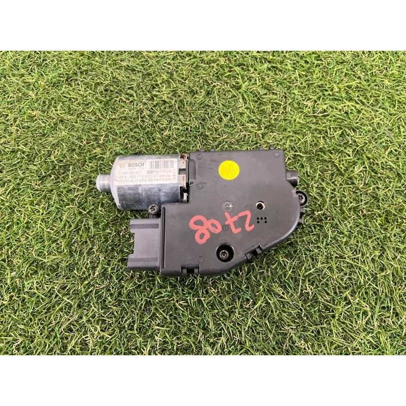 Мотор люка (электрика) AUDI Q7 4L 2011 3.0 CATA 4L0959591A