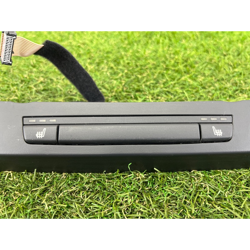 Кнопка подогрева сиденья (электрика / кнопки) BMW 3-series E93 2008 3.0 N54 61319123756