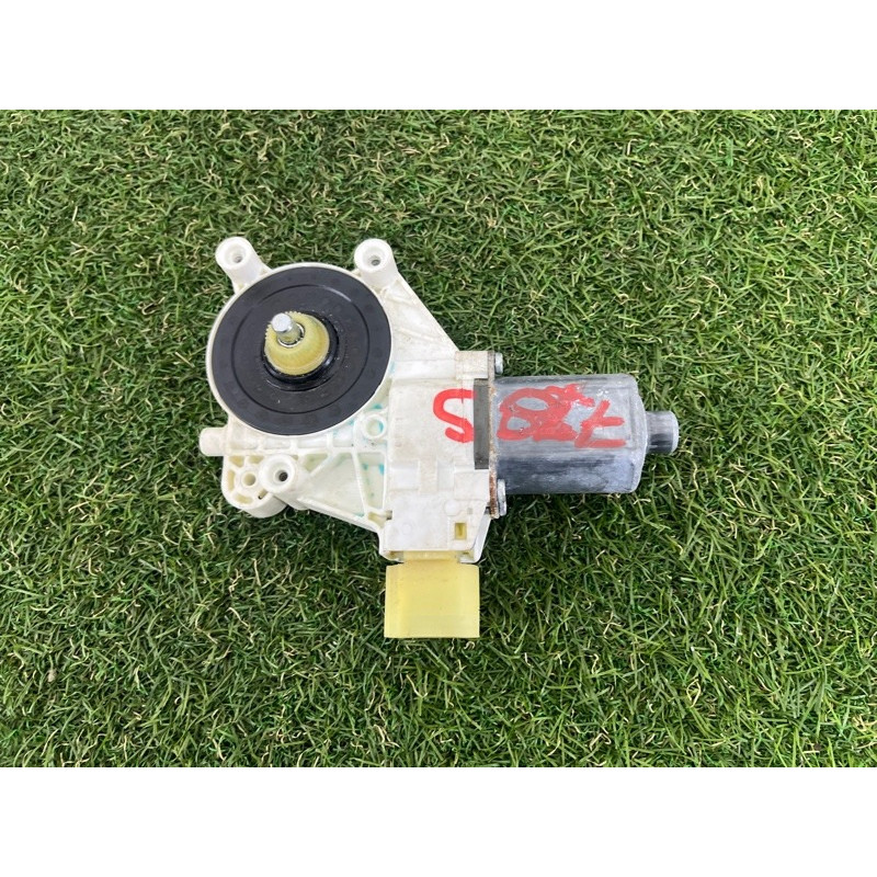 Мотор стеклоподъемника (электрика) BMW 3-series E93 2008 3.0 N54 67627189231