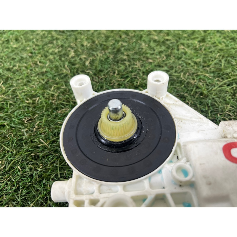 Мотор стеклоподъемника (электрика) BMW 3-series E93 2008 3.0 N54 67627189231