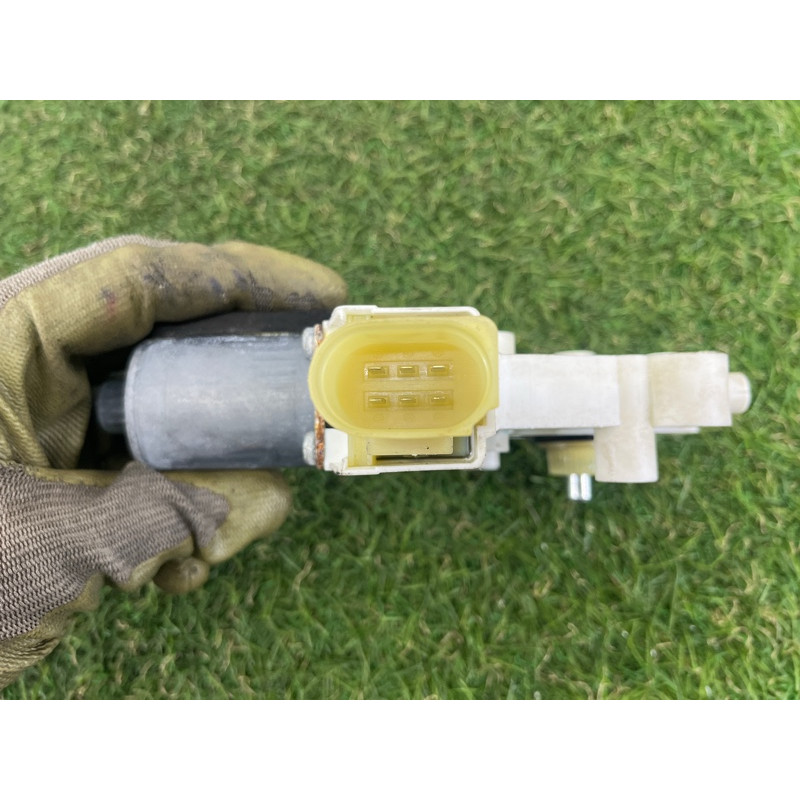 Мотор стеклоподъемника (электрика) BMW 3-series E93 2008 3.0 N54 67627189231