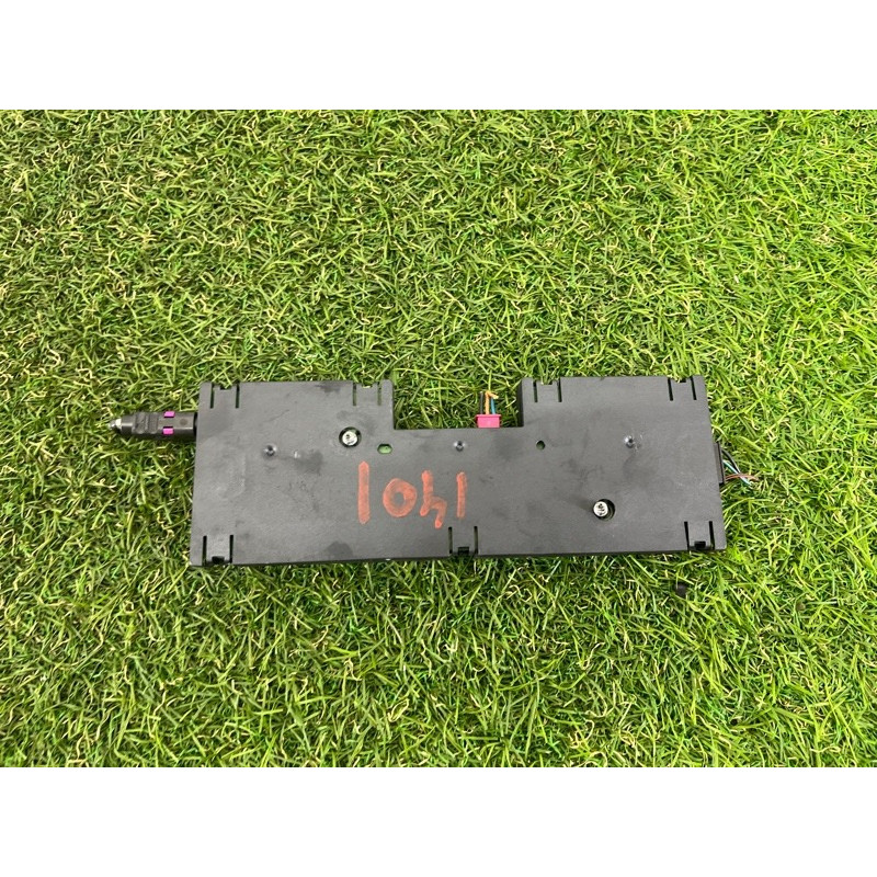 Усилитель антенны (электрика) BMW X5 E70 2009 4.8 N62N 65209193849