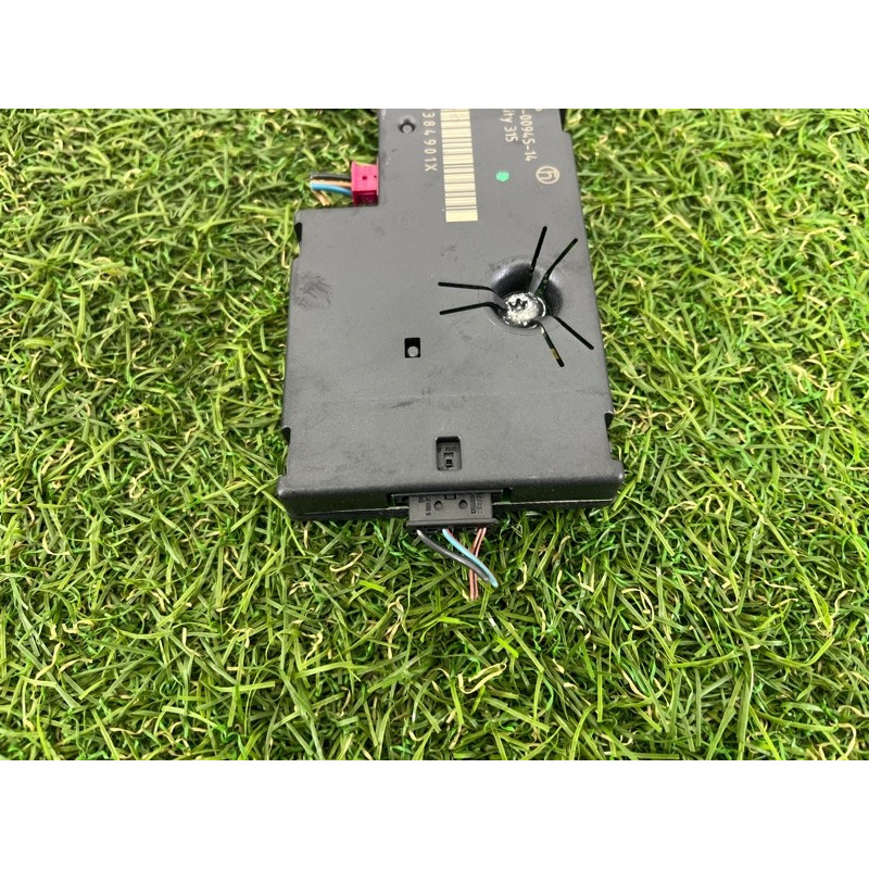 Усилитель антенны (электрика) BMW X5 E70 2009 4.8 N62N 65209193849