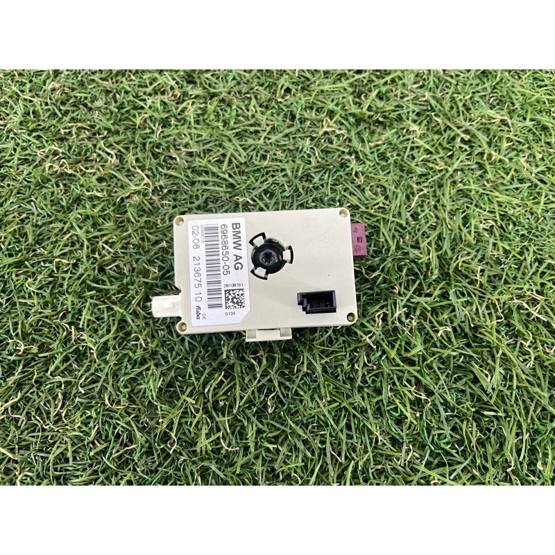 Усилитель антенны (электрика) BMW 3-series E93 2008 3.0 N54 65206968650