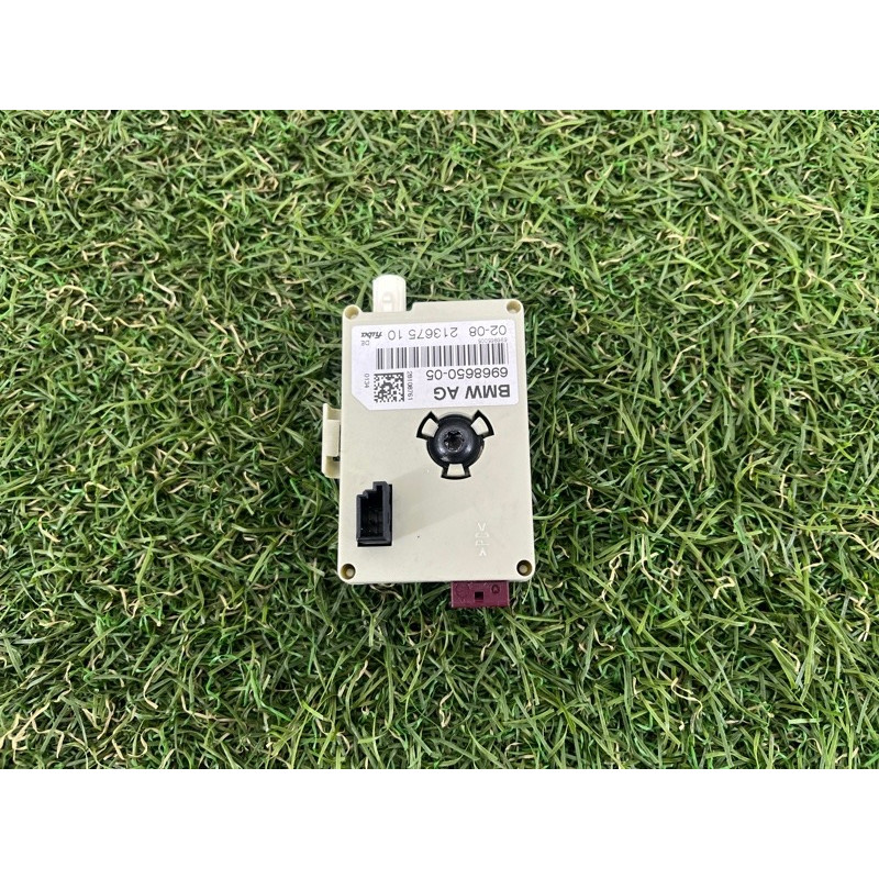 Усилитель антенны (электрика) BMW 3-series E93 2008 3.0 N54 65206968650