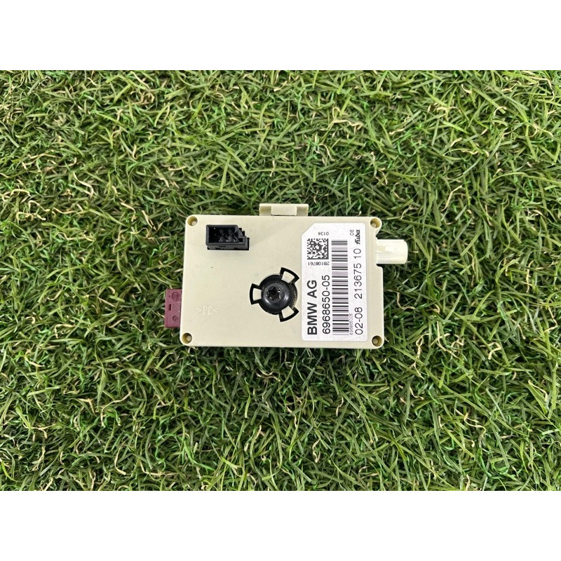 Усилитель антенны (электрика) BMW 3-series E93 2008 3.0 N54 65206968650