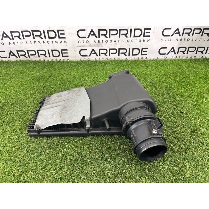 Кришка корпусу повітряного фільтра (подача палива) AUDI Q7 4L 2011 3.0 CATA 7L6129607AJ