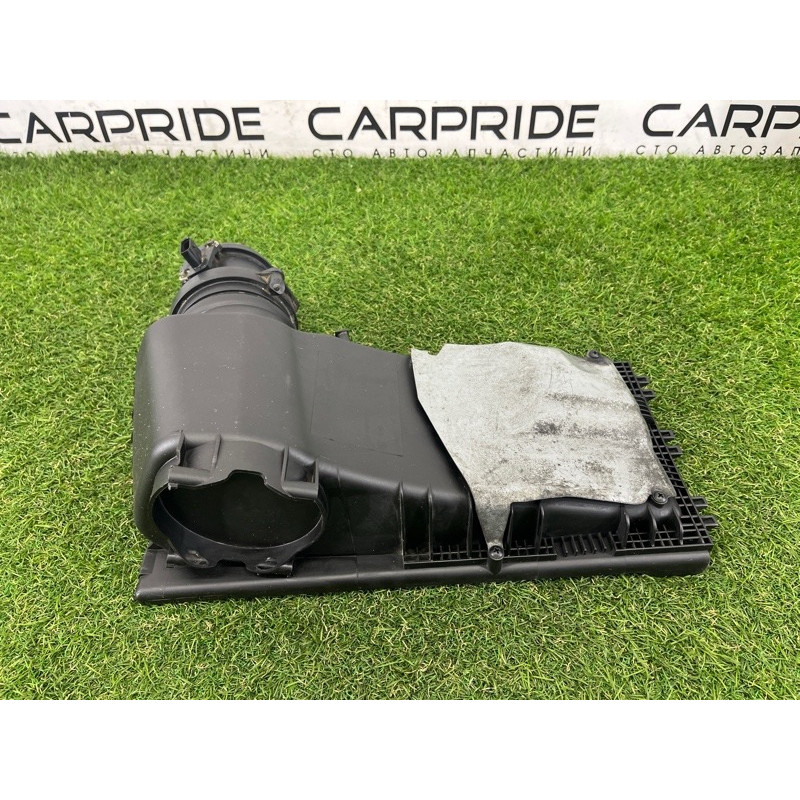 Кришка корпусу повітряного фільтра (подача палива) AUDI Q7 4L 2011 3.0 CATA 7L6129607AJ