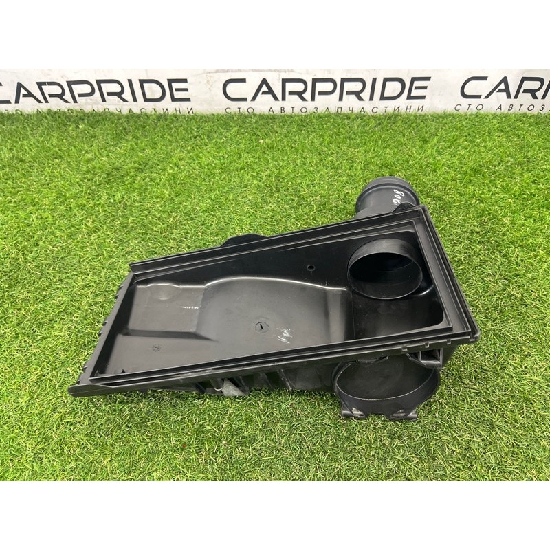 Кришка корпусу повітряного фільтра (подача палива) AUDI Q7 4L 2011 3.0 CATA 7L6129607AJ