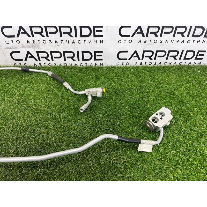 Трубка кондиціонера (обігрів та кондиціювання.) BMW 3-series E93 2008 3.0 N54 64539151738