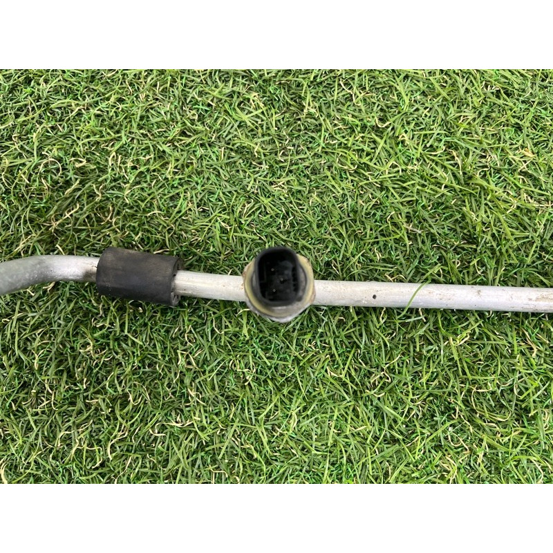 Трубка кондиціонера (обігрів та кондиціювання.) BMW 3-series E93 2008 3.0 N54 64539151738