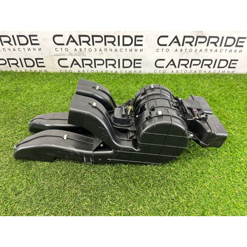 Корпус печки (отопление и кондиционирование) BMW X5 E70 2009 4.8 N62N 64116977947