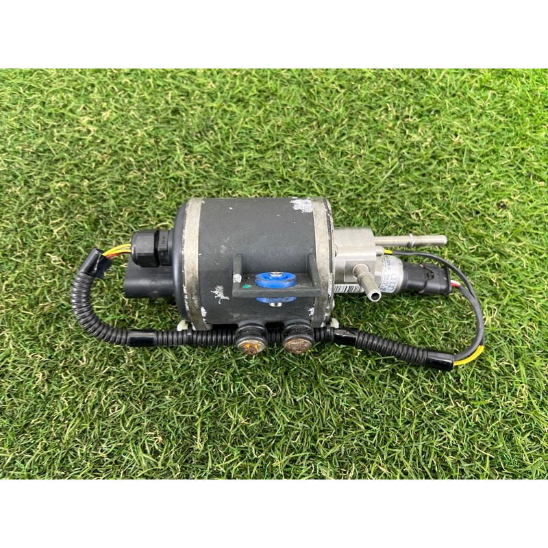 Топливный насос (топливная система) AUDI Q7 4L 2011 3.0 CATA 4L0131899J