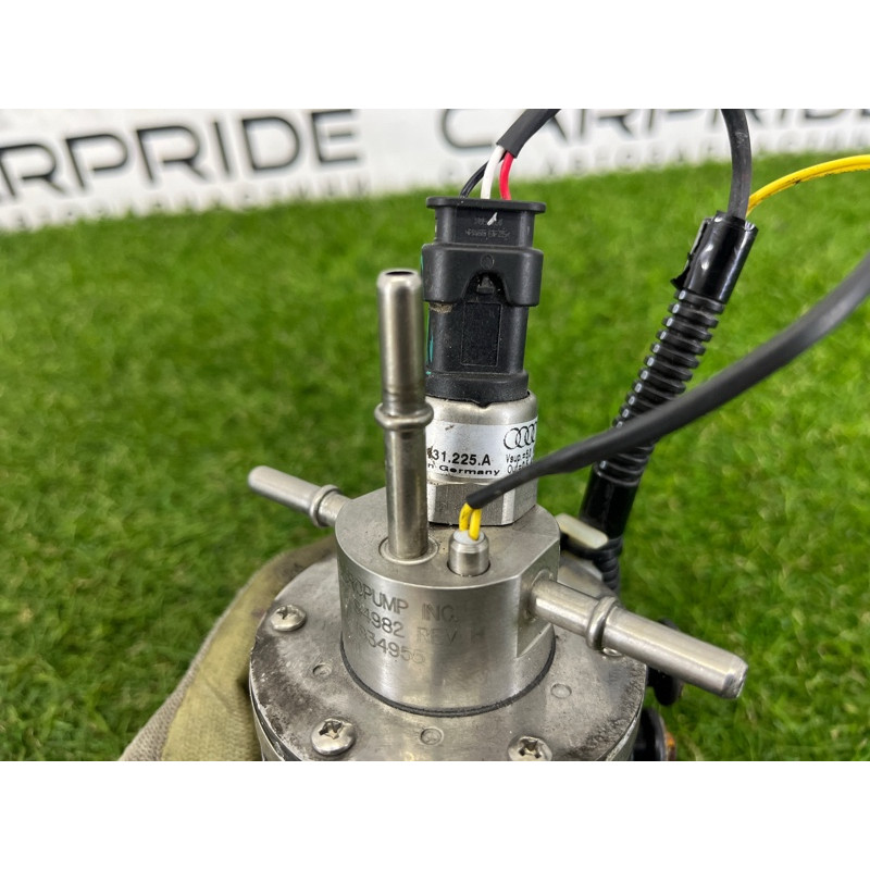 Топливный насос (топливная система) AUDI Q7 4L 2011 3.0 CATA 4L0131899J