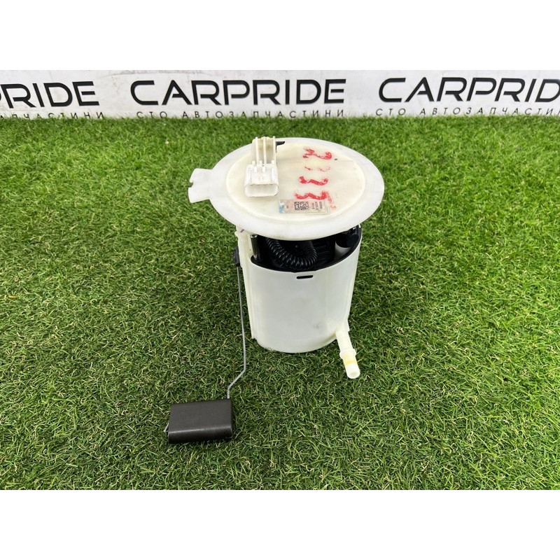 Топливный насос (топливная система) Jeep Grand Cherokee WK2 2017 68304617AA