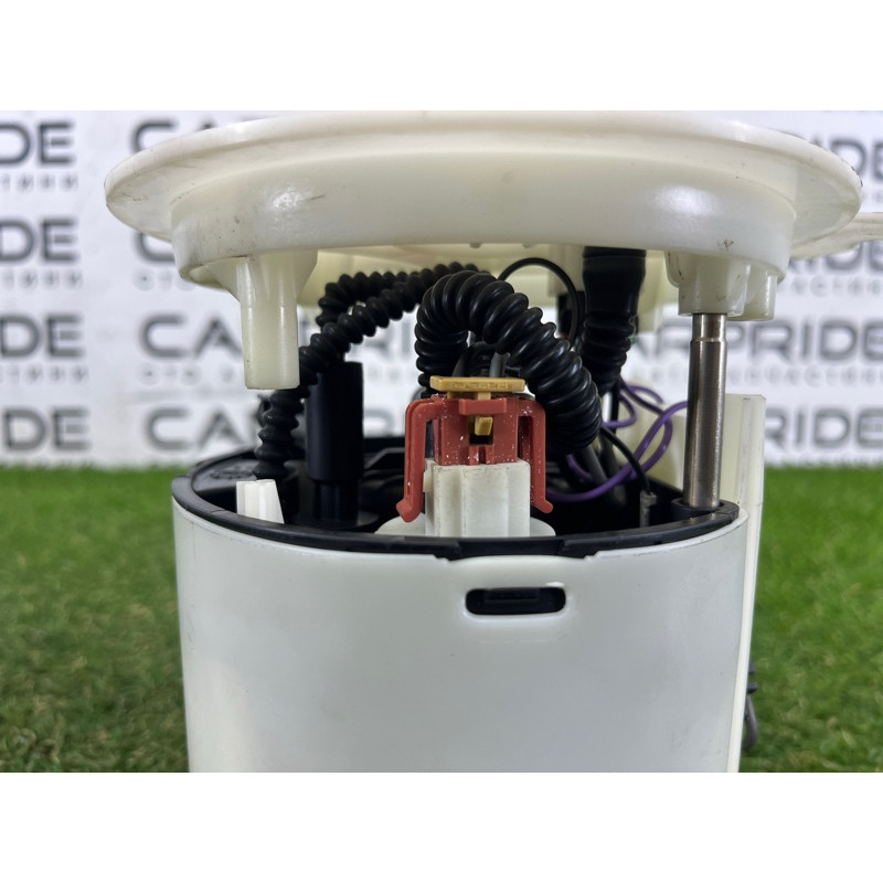 Топливный насос (топливная система) Jeep Grand Cherokee WK2 2017 68304617AA