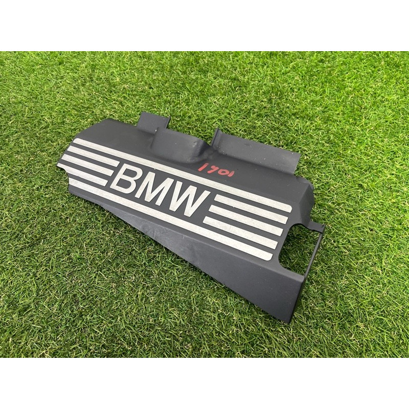 Декоративная крышка двигателя (двигатель и элементы) BMW X5 E70 2009 4.8 N62N 11127548851