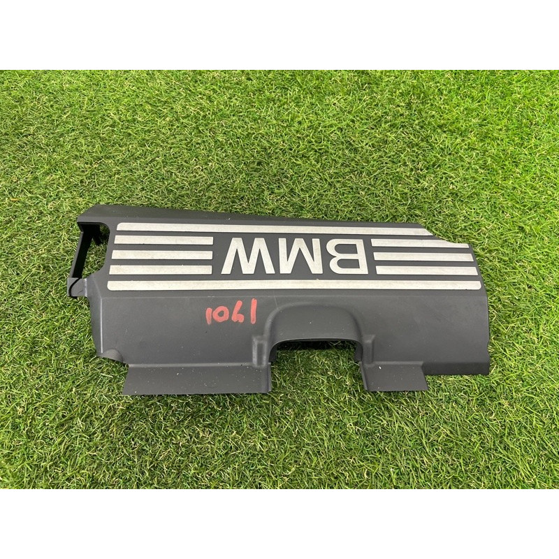 Декоративная крышка двигателя (двигатель и элементы) BMW X5 E70 2009 4.8 N62N 11127548851