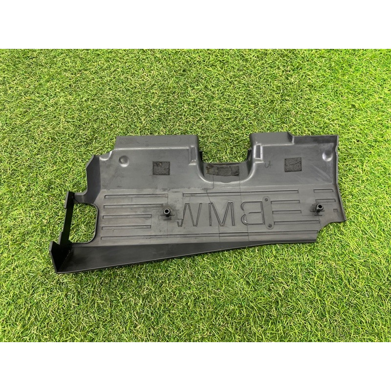 Декоративная крышка двигателя (двигатель и элементы) BMW X5 E70 2009 4.8 N62N 11127548851