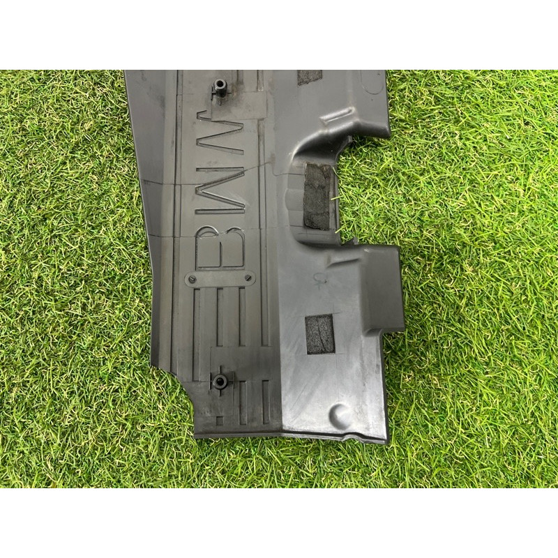 Декоративная крышка двигателя (двигатель и элементы) BMW X5 E70 2009 4.8 N62N 11127548851