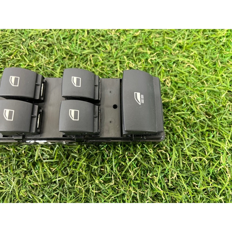 Блок кнопок склопідйомників (електрика / кнопки) BMW 3-series E93 2008 3.0 N54 61319217365