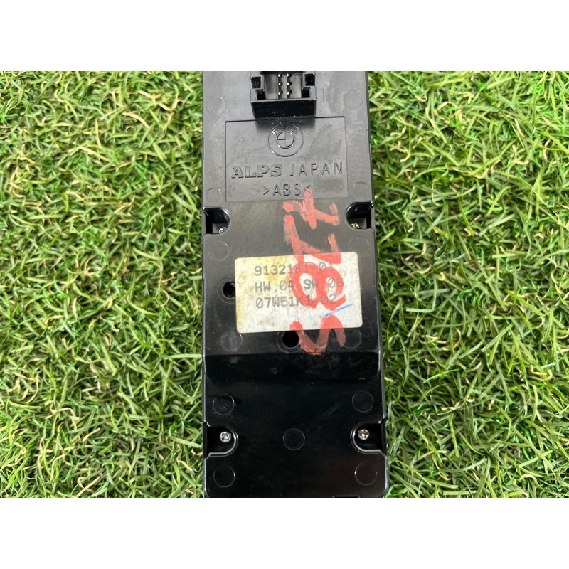 Блок кнопок склопідйомників (електрика / кнопки) BMW 3-series E93 2008 3.0 N54 61319217365