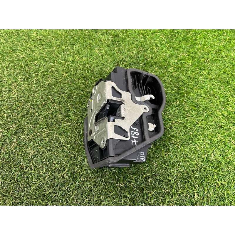 Замок дверей (кузов і елементи) BMW 3-series E93 2008 3.0 N54 51217202146
