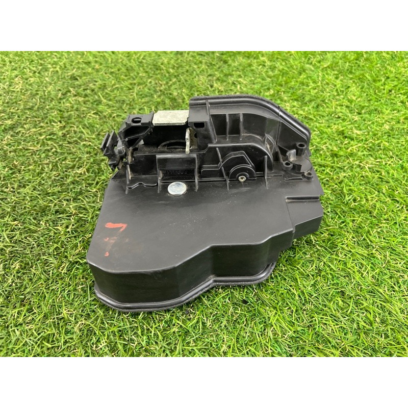 Замок дверей (кузов і елементи) BMW 3-series E93 2008 3.0 N54 51217202146