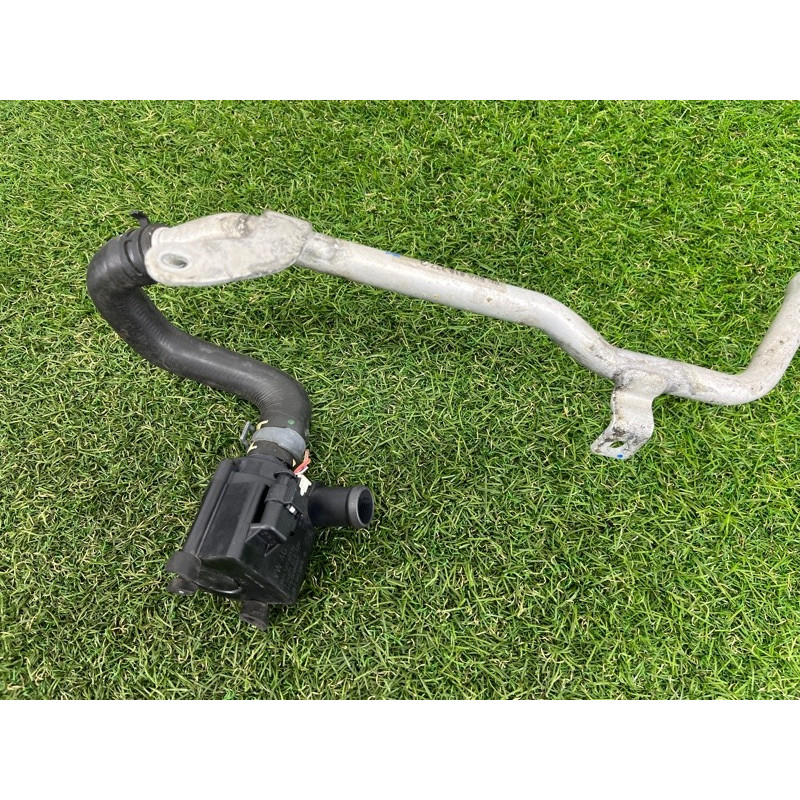 Трубка системы охлаждения (система охлаждения) AUDI SQ5 FY 2018 3.0 CWGD 80A819377Q