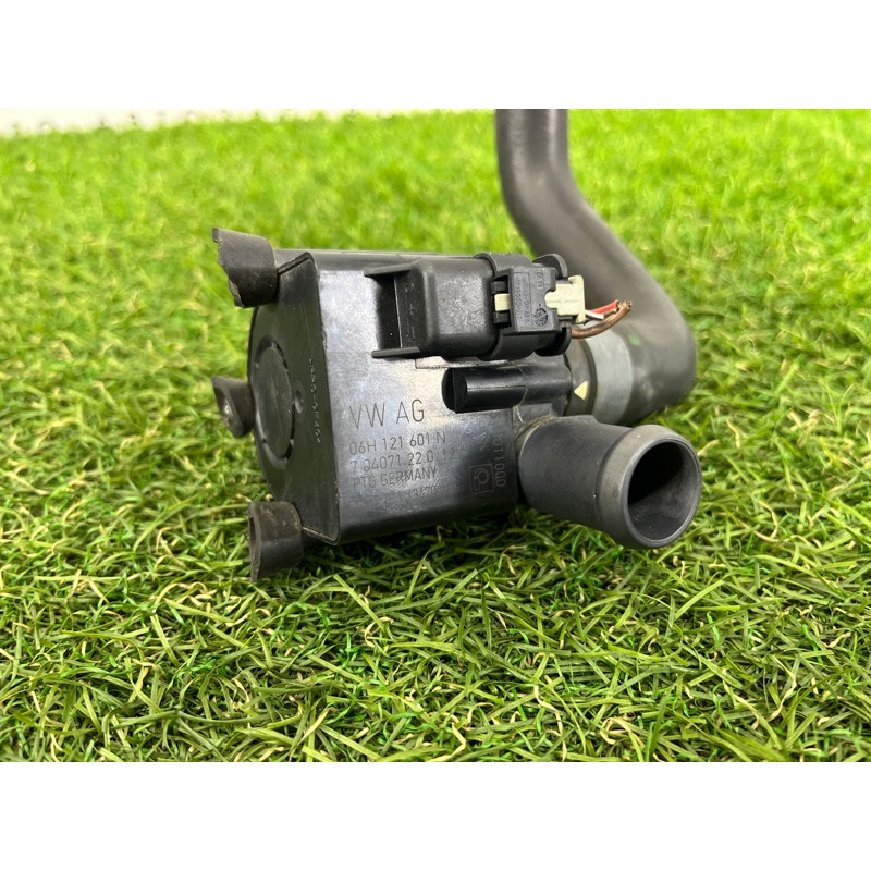 Трубка системы охлаждения (система охлаждения) AUDI SQ5 FY 2018 3.0 CWGD 80A819377Q