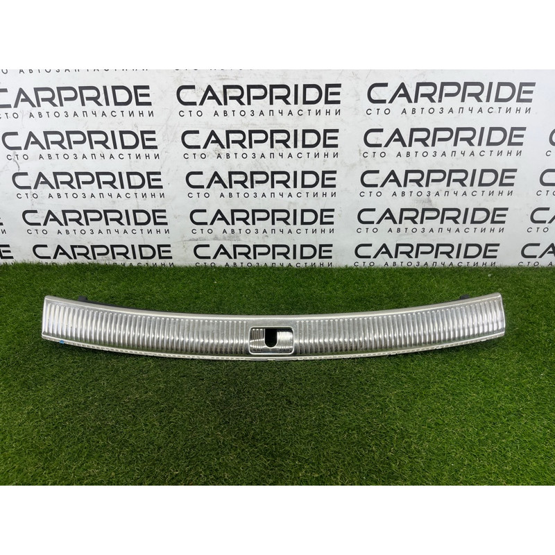 Накладка замка крышки багажника (салон) AUDI SQ5 FY 2018 3.0 CWGD 80A864483E4PK