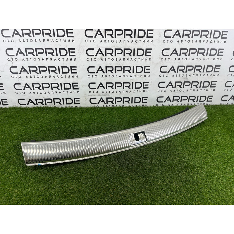 Накладка замка крышки багажника (салон) AUDI SQ5 FY 2018 3.0 CWGD 80A864483E4PK