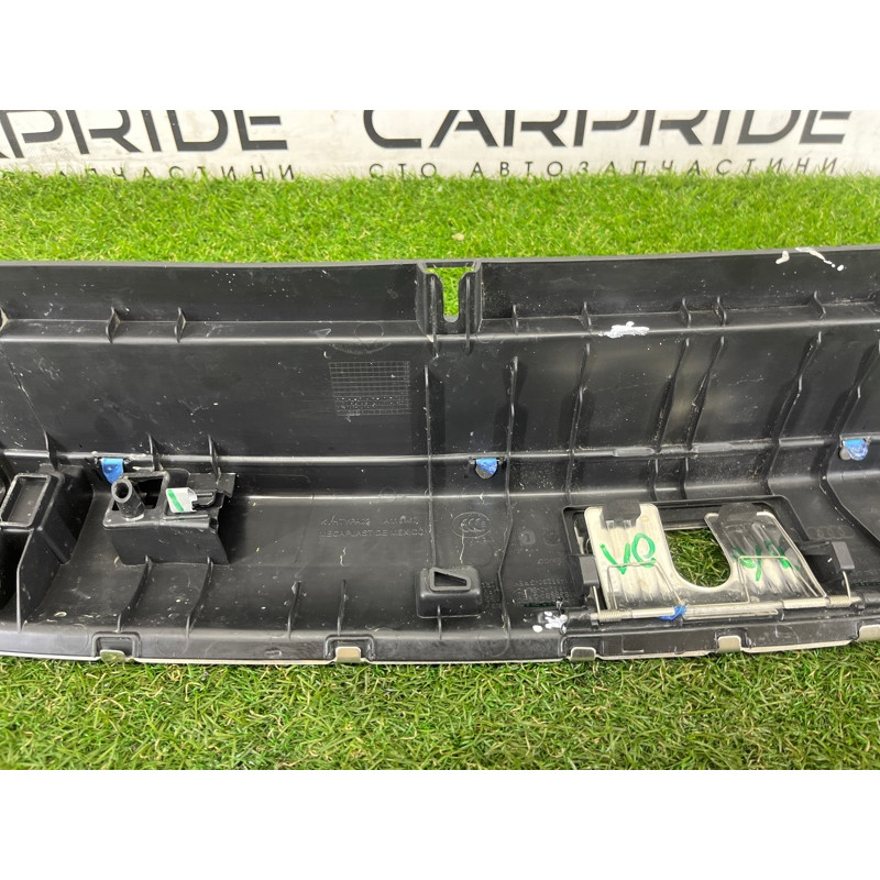 Накладка замка крышки багажника (салон) AUDI SQ5 FY 2018 3.0 CWGD 80A864483E4PK