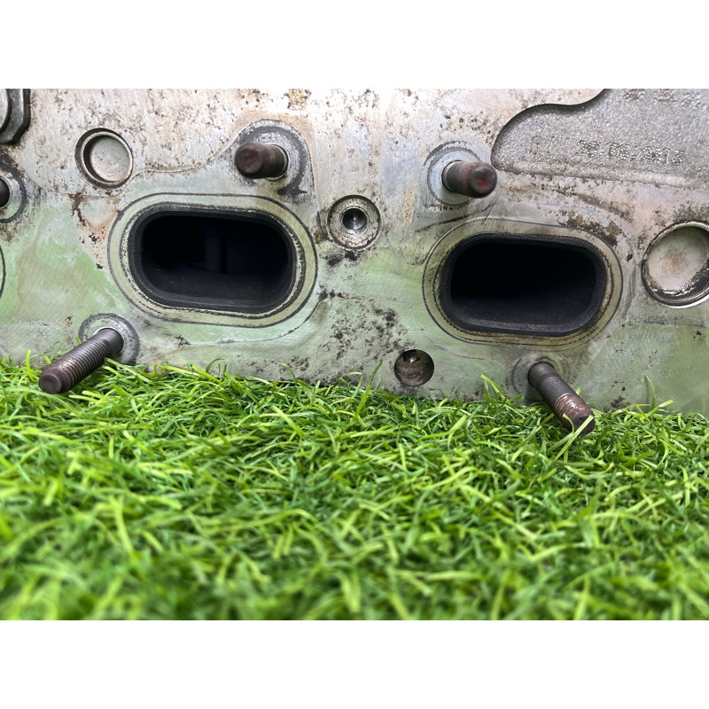 Головка блока цилиндров (двигатель и элементы) Volkswagen Passat B8 2016 2.0 tdi 04L103373E