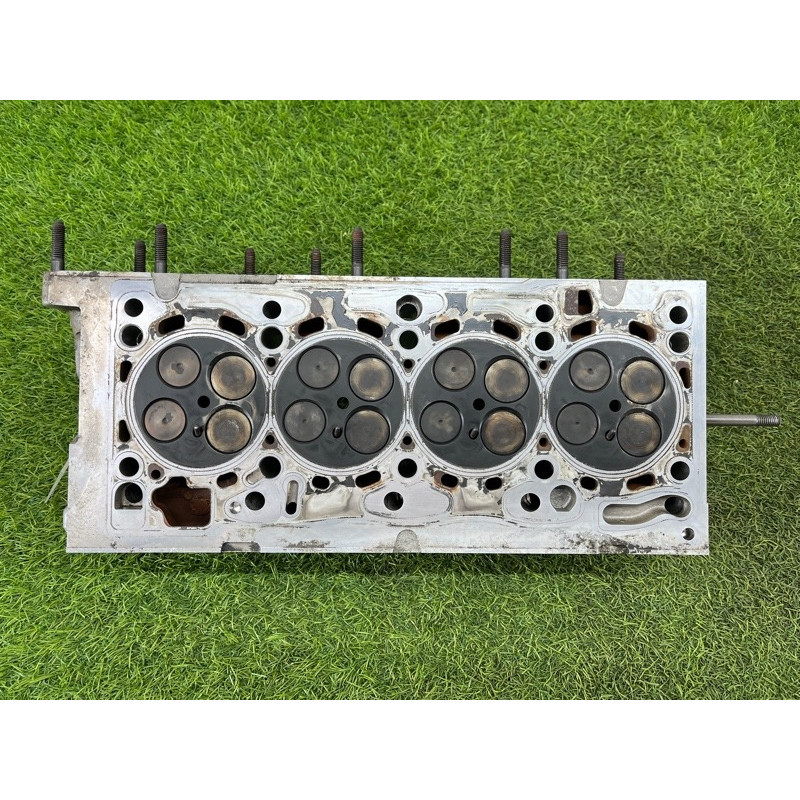 Головка блока цилиндров (двигатель и элементы) Volkswagen Passat B8 2016 2.0 tdi 04L103373E