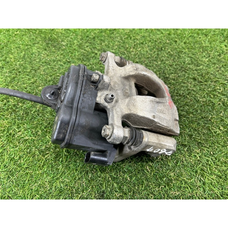 Суппорт тормозной (тормозная система) AUDI A4 B9 2017 2.0 DBPA 8W0615404