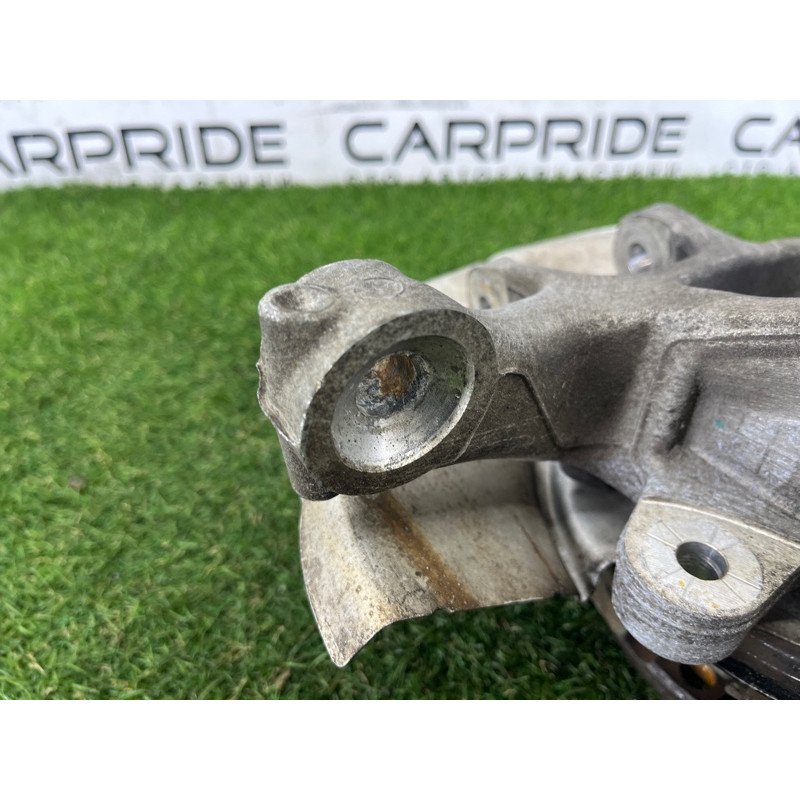 Цапфа подвески (подвеска) BMW 7-series F02 2011 4.4 N63 33326796498