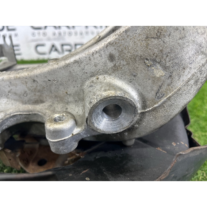 Цапфа подвески (подвеска) Volkswagen Touareg NF 2011 3.0 TDI 7P0505435A