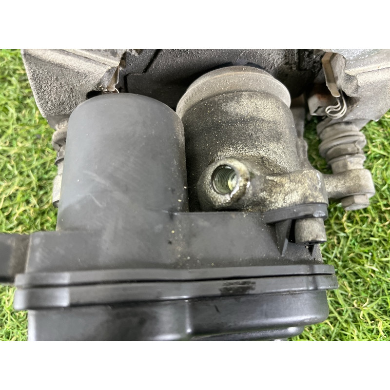 Суппорт тормозной (тормозная система) AUDI A4 B8 2012 2.0 CAEB 8K0615404B