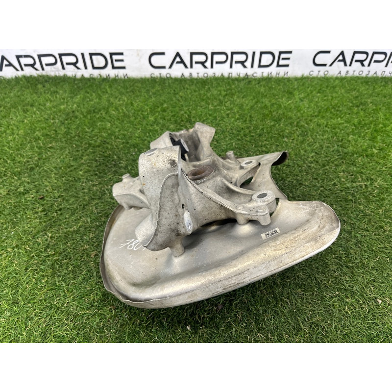 Цапфа подвески (подвеска) AUDI A4 B9 2017 2.0 DBPA 8W0505432T