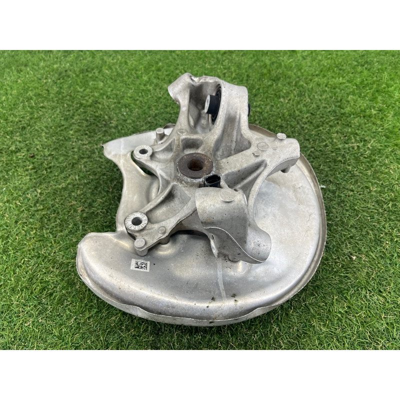 Цапфа подвески (подвеска) AUDI A4 B9 2017 2.0 DBPA 8W0505431T