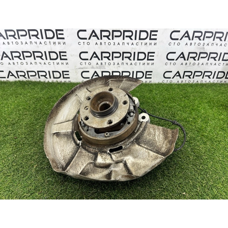 Цапфа подвески (подвеска) BMW 7-series F02 2011 4.4 N63 33326796497