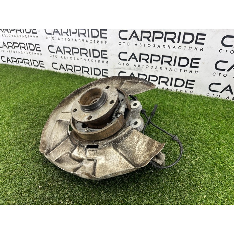 Цапфа подвески (подвеска) BMW 7-series F02 2011 4.4 N63 33326796497