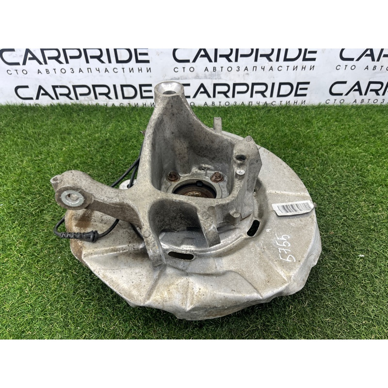 Цапфа подвески (подвеска) BMW 7-series F02 2011 4.4 N63 33326796497